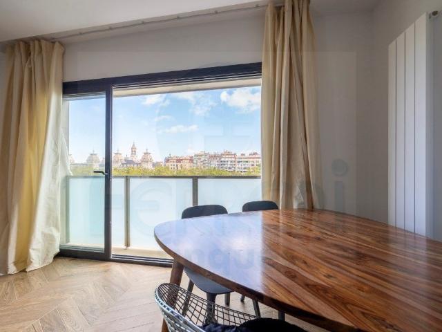 Piso en venta en Barcelona, St. Pere Sta. Caterina El Born. Exclusivo piso con vistas panorámicas en el corazón de Barcelona. Pisos.