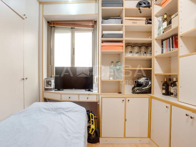 Piso en venta en Barcelona, St. Pere Sta. Caterina El Born. INCREIBLE OPORTUNIDAD EN CARRER DELS MERCADERS. Pisos.
