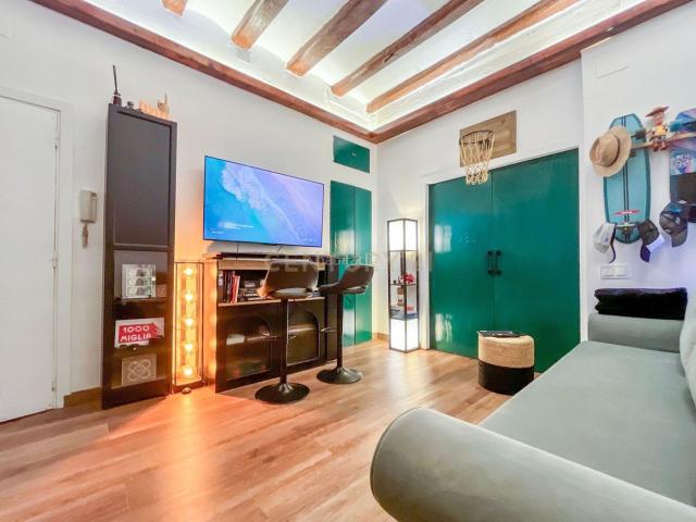 Piso en venta en Barcelona, St. Pere Sta. Caterina El Born. Piso de diseño en al lado del mercado de Santa Caterina en el Corazón Histórico de Barcelona. Pisos.