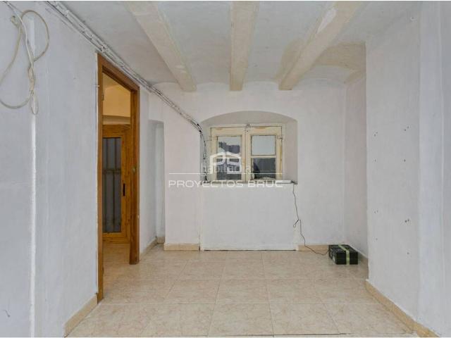 Piso en venta en Barcelona, St. Pere Sta. Caterina El Born. Piso en venta, C Cirera, Barcelona, Barcelona M113586. Pisos.