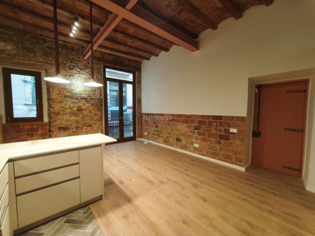 Piso en venta en Barcelona, St. Pere Sta. Caterina El Born. Piso reformado con encanto junto al Palau de la Música Catalana. Pisos.