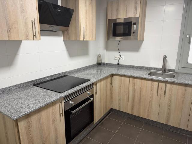 Piso en venta en Barreiros. PISO 2 HAB. Y PISCINA EN BARREIROS. Pisos.