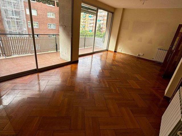 Piso en Venta en Barri de les Corts