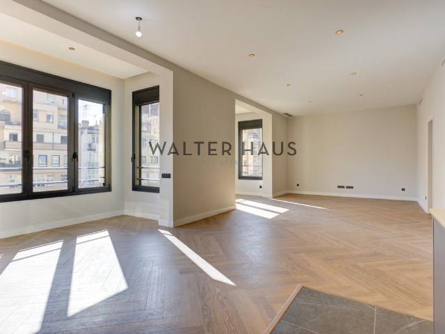 Piso en Venta en Barri de les Corts