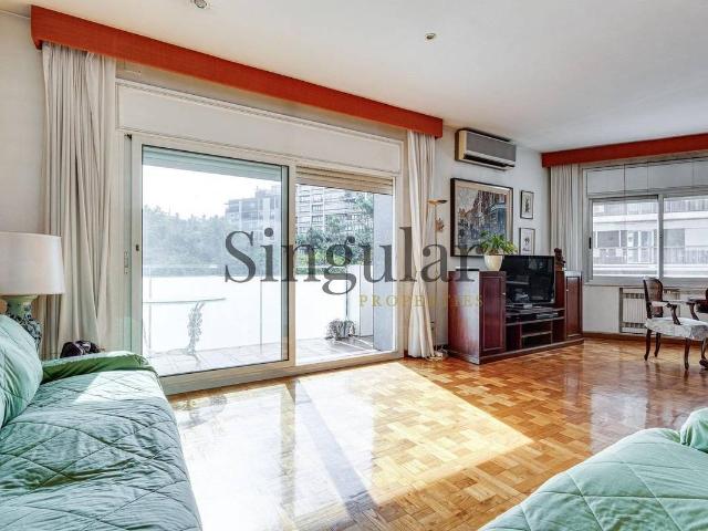 Piso en Venta en Barri de les Corts