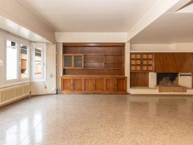 Piso en Venta en Barri del Centre
