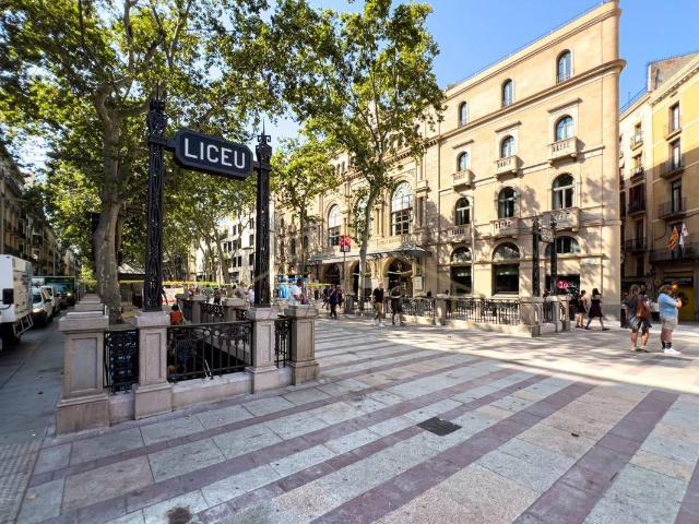 Piso en Venta en Barri Gòtic
