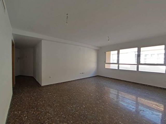 Piso en Venta en Barrio de Benicalap