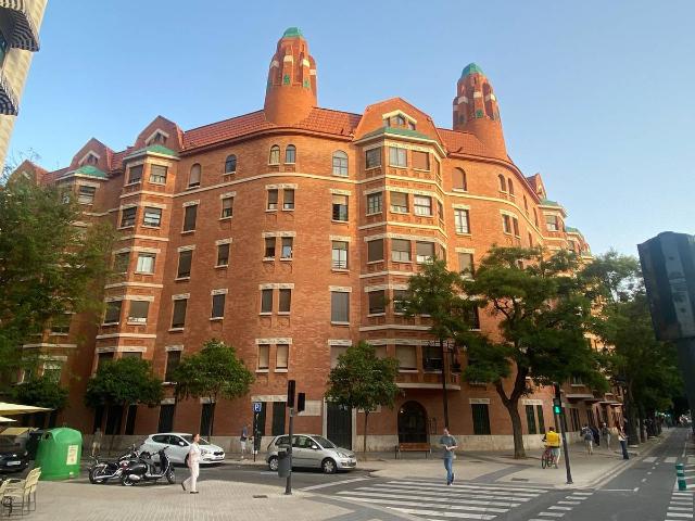 Piso en Venta en Barrio de Patraix