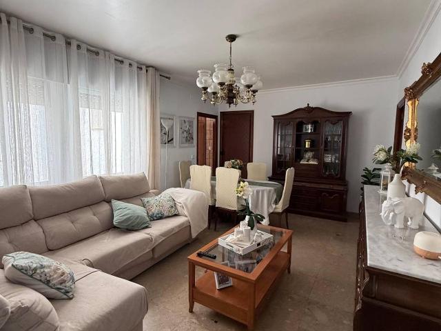 Piso en Venta en Barrio de Peral San Félix