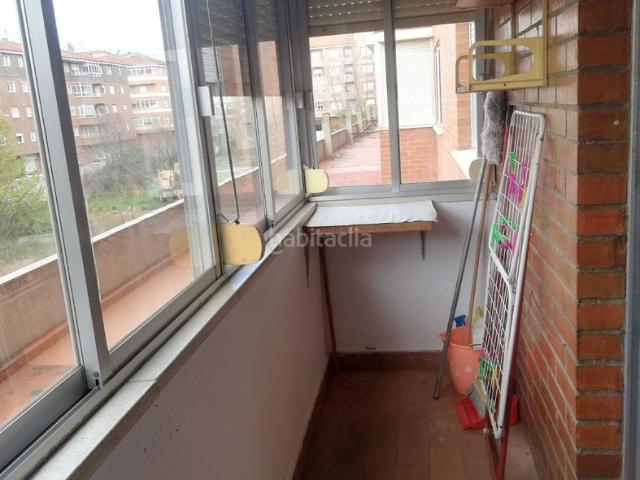 Piso en venta en Bañeza La. PISO LA BAÑEZA GENERAL BENAVIDES. Pisos Bañeza.