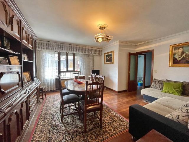 Piso en Venta en Santutxu Basarrate