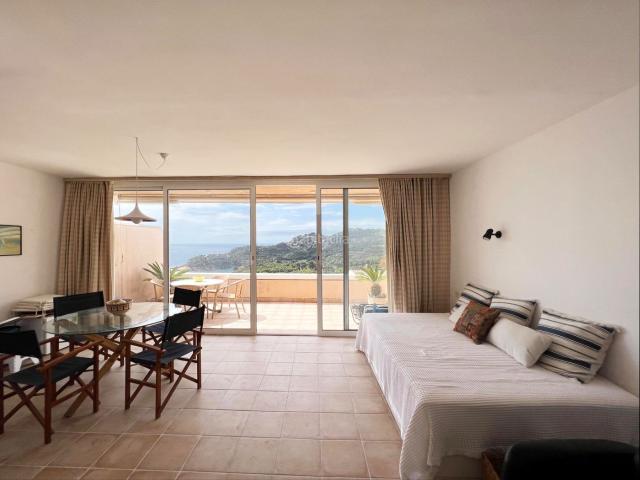Piso en venta en Begur, Aiguafreda Sa Tuna Costa Brava. Venta apartamento con piscina en Begur, Aiguablava. Pisos.