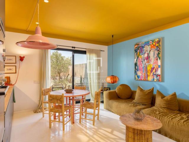 Piso en venta en Begur, Begur Costa Brava. Encantador apartamento de 2 dormitorios en planta baja con patio, a pocos minutos a pie del centro de Begur. Pisos.