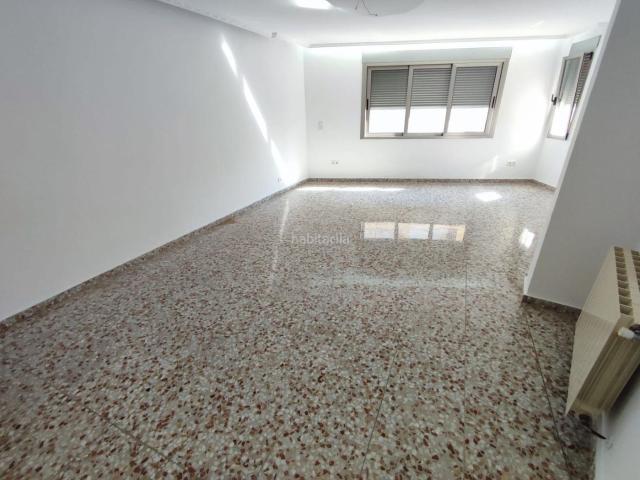 Piso en venta en Bellreguard. Piso en venta en Bellreguard ideal inversionistas. Pisos.