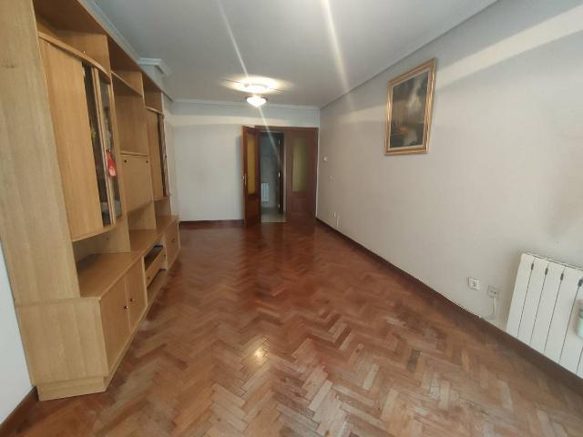 Piso en Venta en Benavente