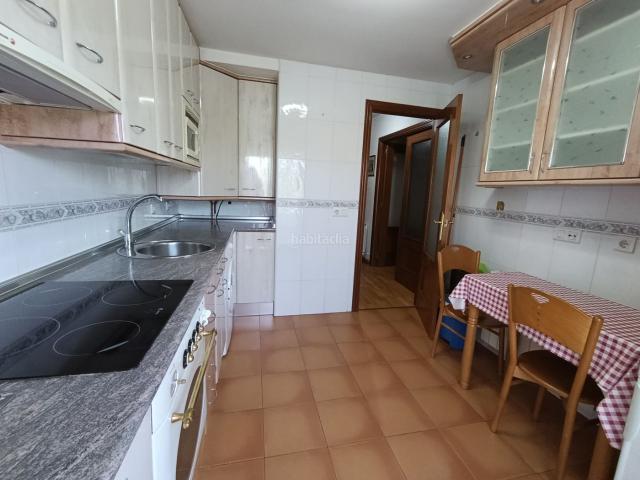 Piso en venta en Benavente. Vivienda muy soleada. Pisos.