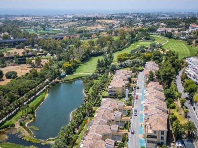 Piso en Venta en Benahavís