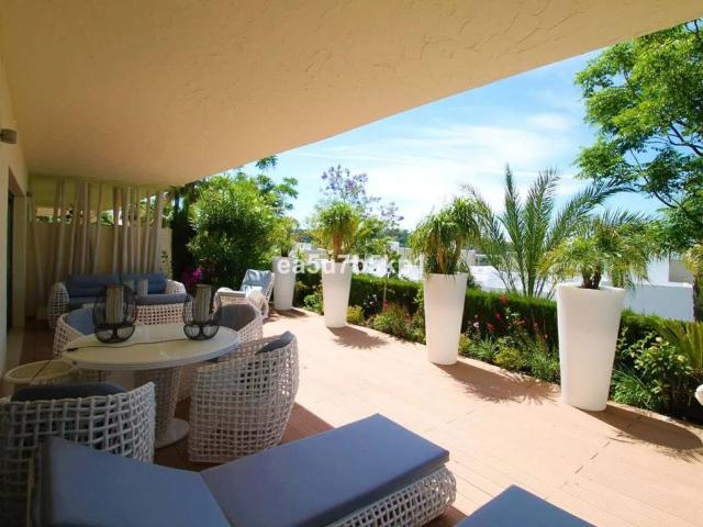 Piso en Venta en Benahavís