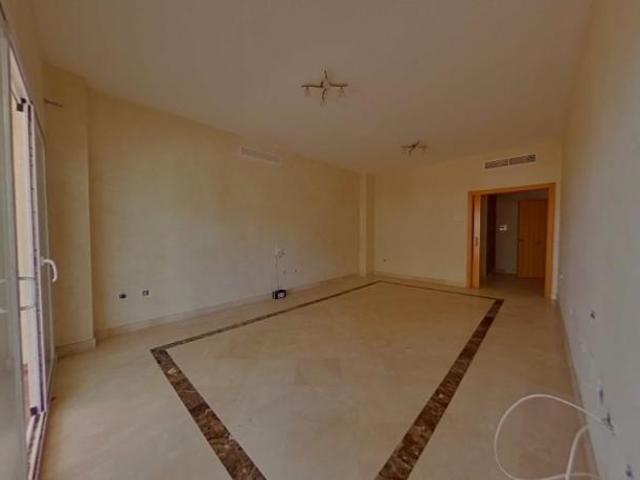 Piso en venta en Benahavís, Urb bell air
