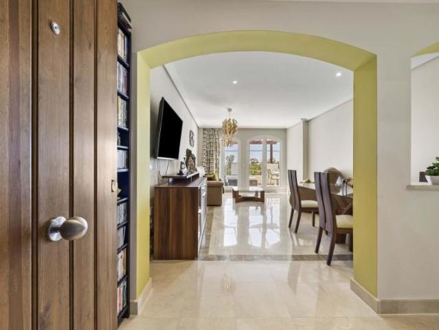 Piso en venta en Benahavís, Benahavis