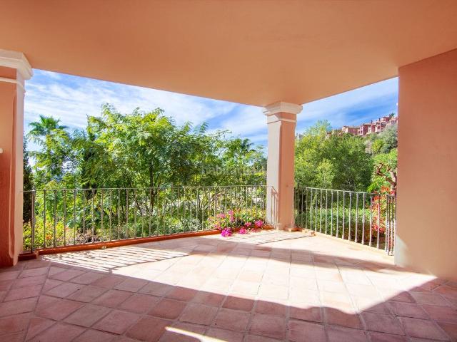 Piso en venta en Benahavís, La Quinta. Pisos.