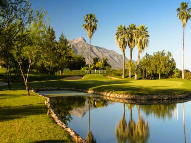 Piso en venta en Benahavís, La Quinta. Pisos.