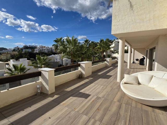 Piso en Venta en Benahavís pueblo