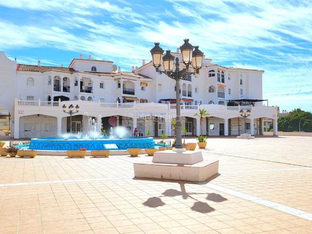 Piso en venta en Benalmádena, Arroyo de la Miel. Amplio piso centro Arroyo la Miel reformado. Pisos.