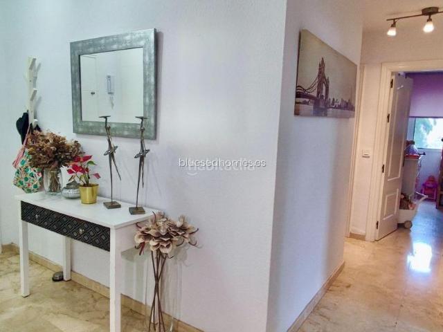 Piso en venta en Benalmádena, Arroyo de la Miel. Venta de piso con tres dormitorios en Benalmádena, Málaga, Costa del Sol. Pisos.