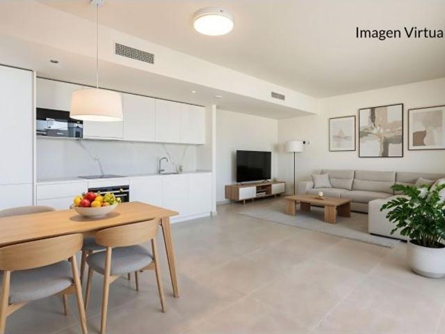 Piso en Venta en Benalmádena Costa, Málaga