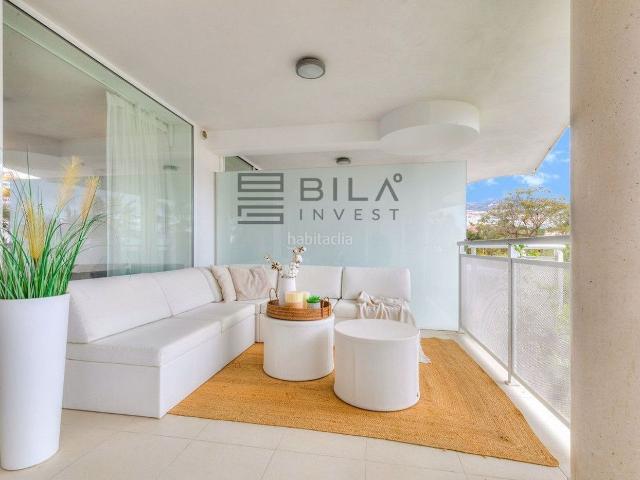 Piso en venta en Benalmádena, Cortijo Torrequebrada. Apartamento Planta Baja en venta en Urb. Palmeras, Benalmádena Costa. Pisos.