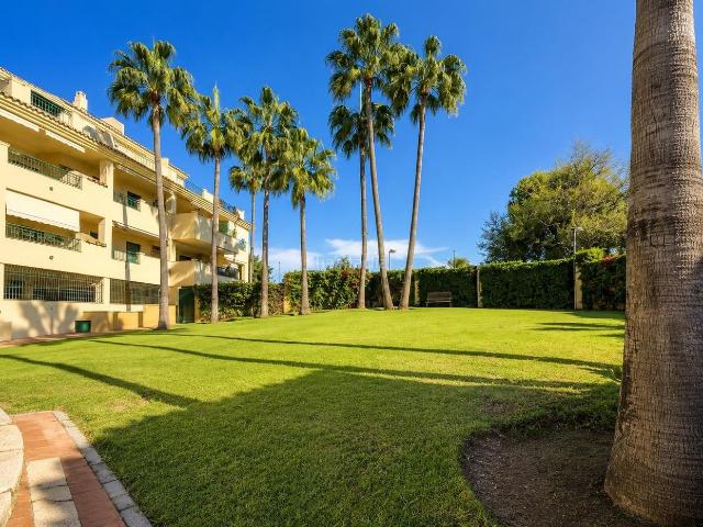 Piso en venta en Benalmádena, Cortijo Torrequebrada. Fantástico piso en Las Azaleas, Finca Doña María, Benalmádena. Pisos.