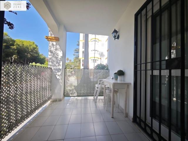 Piso en venta en Benalmádena, Hacienda Torrequebrada. FANTÁSTICO APARTAMENTO EN SEGUNDA LÍNEA DE PLAYA EN TORREQUEBRADA. Pisos.