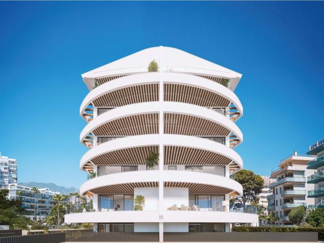 Piso en venta en Benalmádena, Puerto Marina. Pisos.