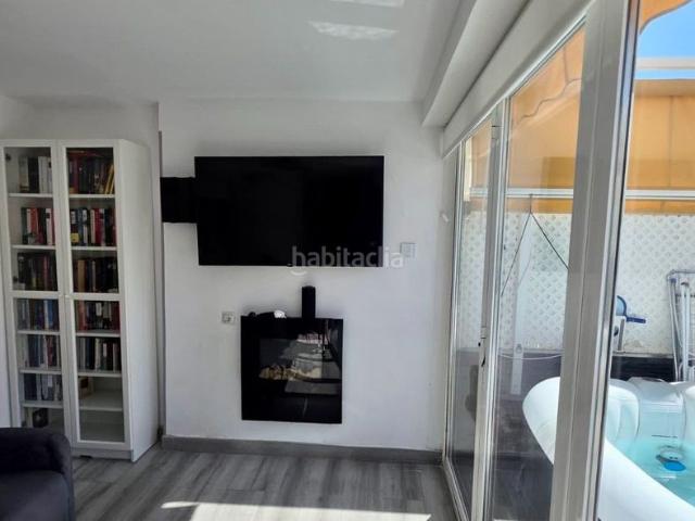 Piso en venta en Benalmádena, Zona Centro Comercial Torrequebrada. En venta piso Calle Ancla Urbanización Golf Beach. Pisos.