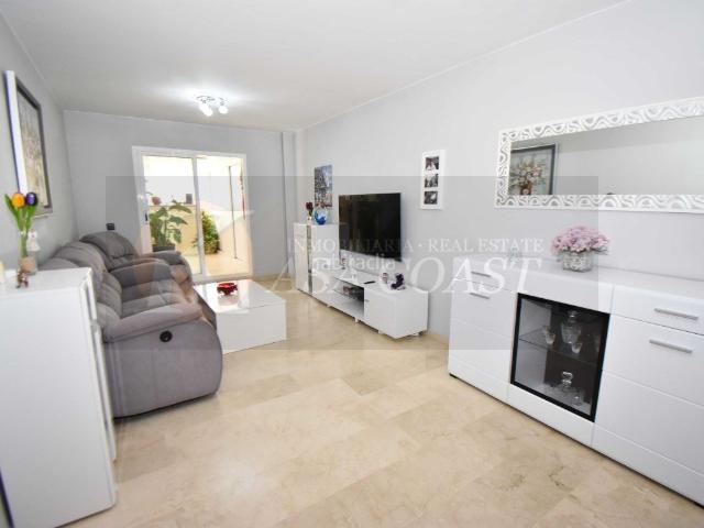 Piso en venta en Benalmádena, Zona Centro Comercial Torrequebrada. Piso en venta en Torrequebrada, Benalmádena Con garaje y trastero incluidos. Pisos.