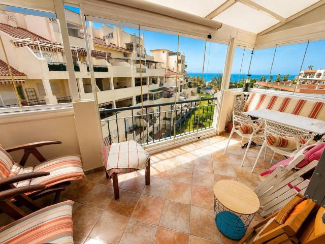 Piso en venta en Benalmádena, Zona Centro Comercial Torrequebrada. Preciosa vivienda ubicada en una de las mejores zonas de Torrequebrada. Pisos.