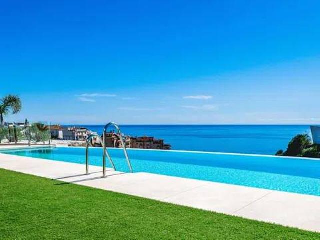 Piso en Venta en Benalmádena