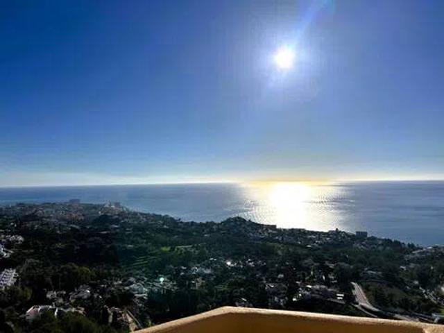 Piso en Venta en Benalmádena