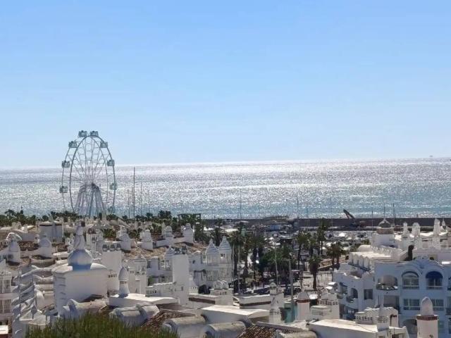 Piso en Venta en Benalmádena
