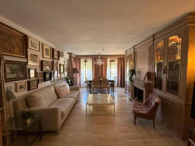 Piso en Venta en Ensanche Diputación