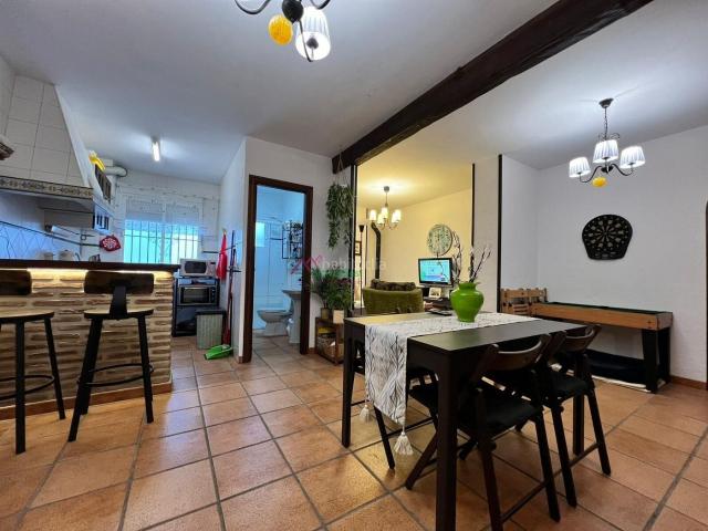 Piso en venta en Benaocaz. PISO EN VENTA EN BENAOCAZ. Pisos.