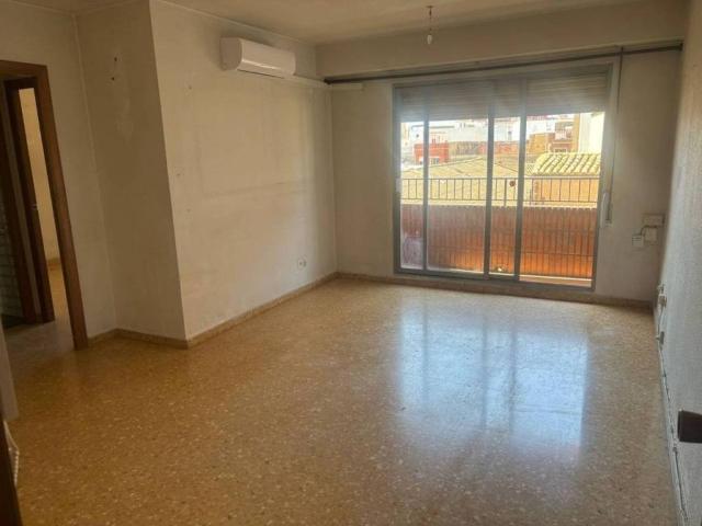 Piso en Venta en Benetússer