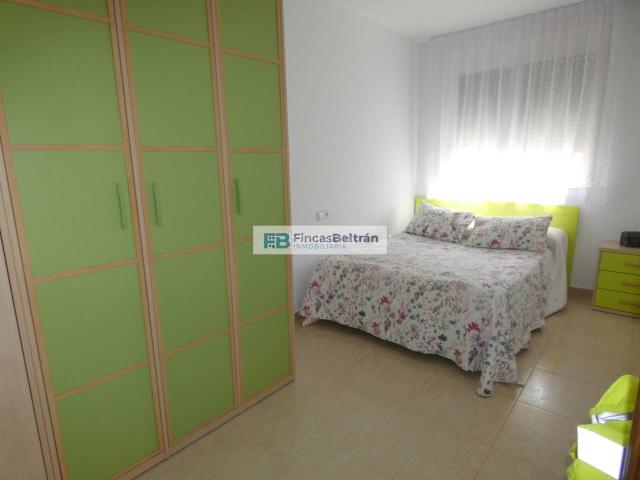 Piso en venta en Benicarló, Pueblo. Piso con tres dormitorios y plaza de parking. Pisos.