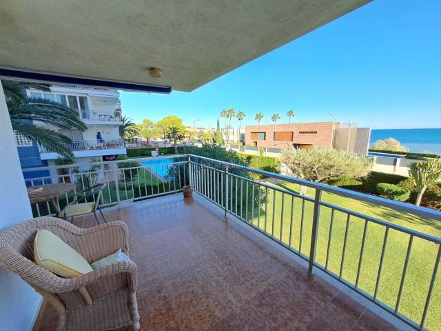 Piso en venta en Benicasim Benicàssim, Els Terrers. Apartamento con vistas a la playa en buena zona. Pisos Benicasim.