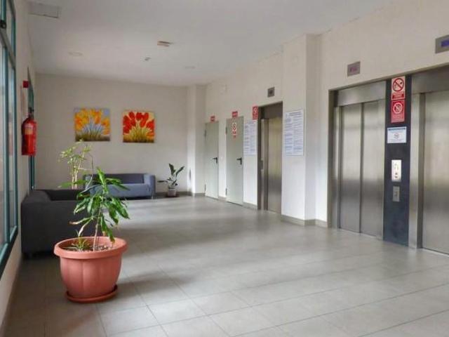 Piso en venta en Benidorm, Avenida de l'Almirall Bernat de Sarria, 03503