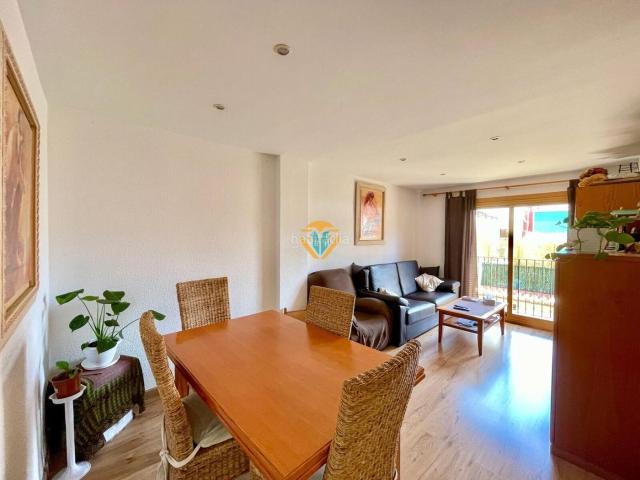 Piso en venta en Benidorm, Casco Antiguo Puerto. PISO CÉNTRICO ENTRE LAS TRES PLAYAS DE BENIDORM RODEADO DE SERVICIOS!. Pisos.