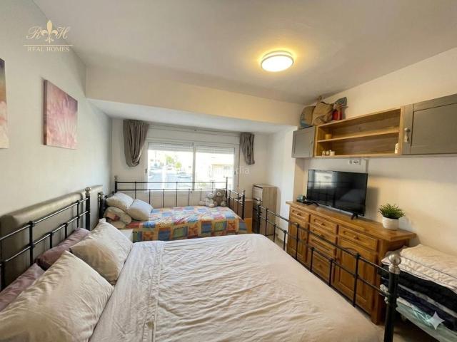 Piso en venta en Benidorm, Centro Urbano. Amplio piso de 3 dormitorios en el centro de Benidorm. Pisos.