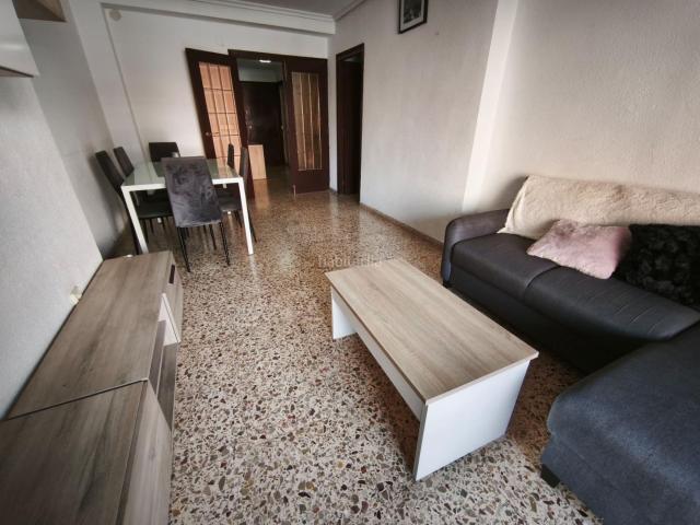 Piso en venta en Benidorm, Centro Urbano. Amplio Piso en Benidorm, Zona Poniente Una Oportunidad Única!. Pisos.